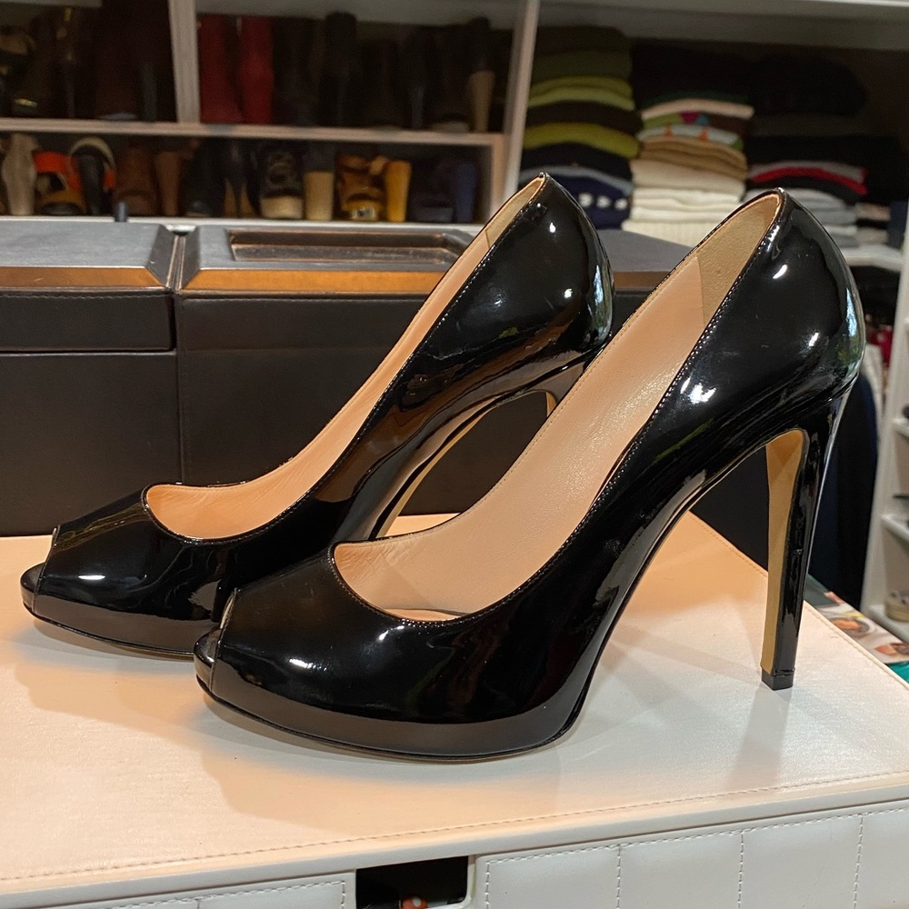 Pour La Victorire patent  leather pumps